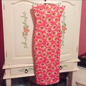 Floral strapless dress